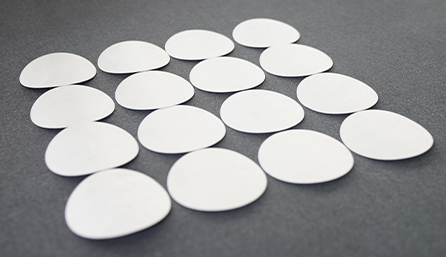 絕緣紙切割機(jī)：無毛邊、不變色的精密加工新方案